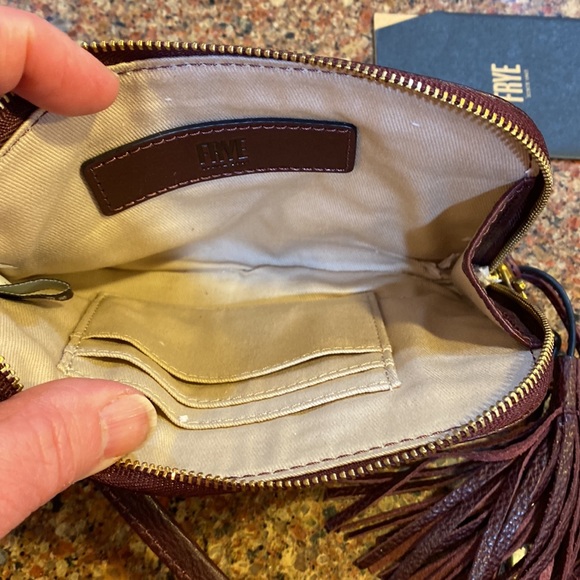 NWT FRYE LEATHER WRISTLET - Picture 6 of 9